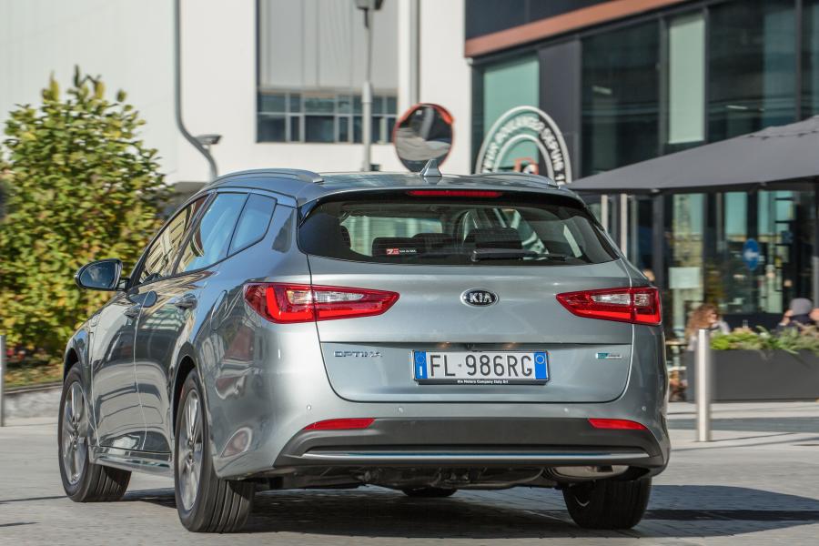 Kia Optima Sportswagon Plug-In Hybrid (JF) 2017 года  (WW) (фото 37 из 40)